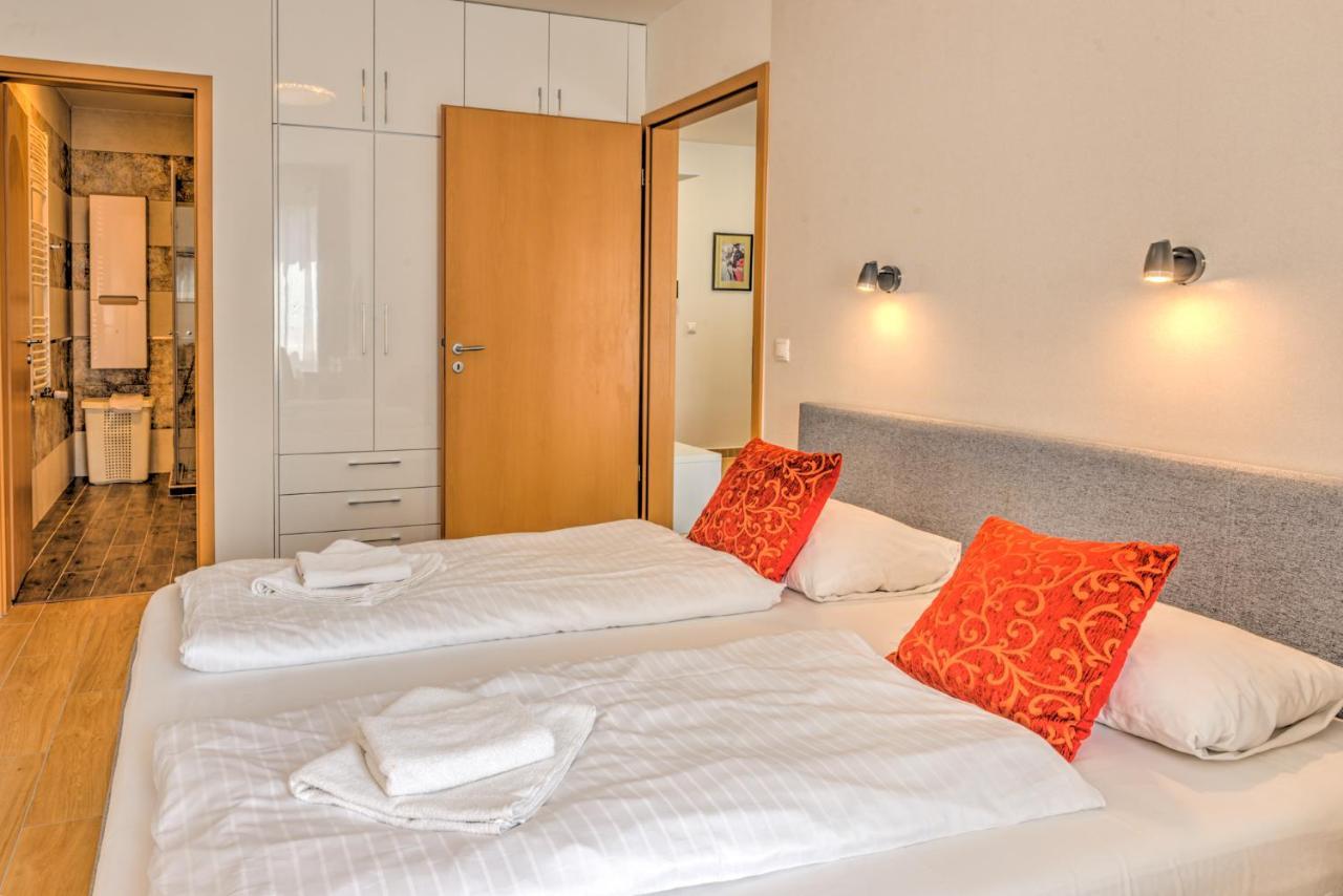 Central Capital Apartments Budapest Luaran gambar