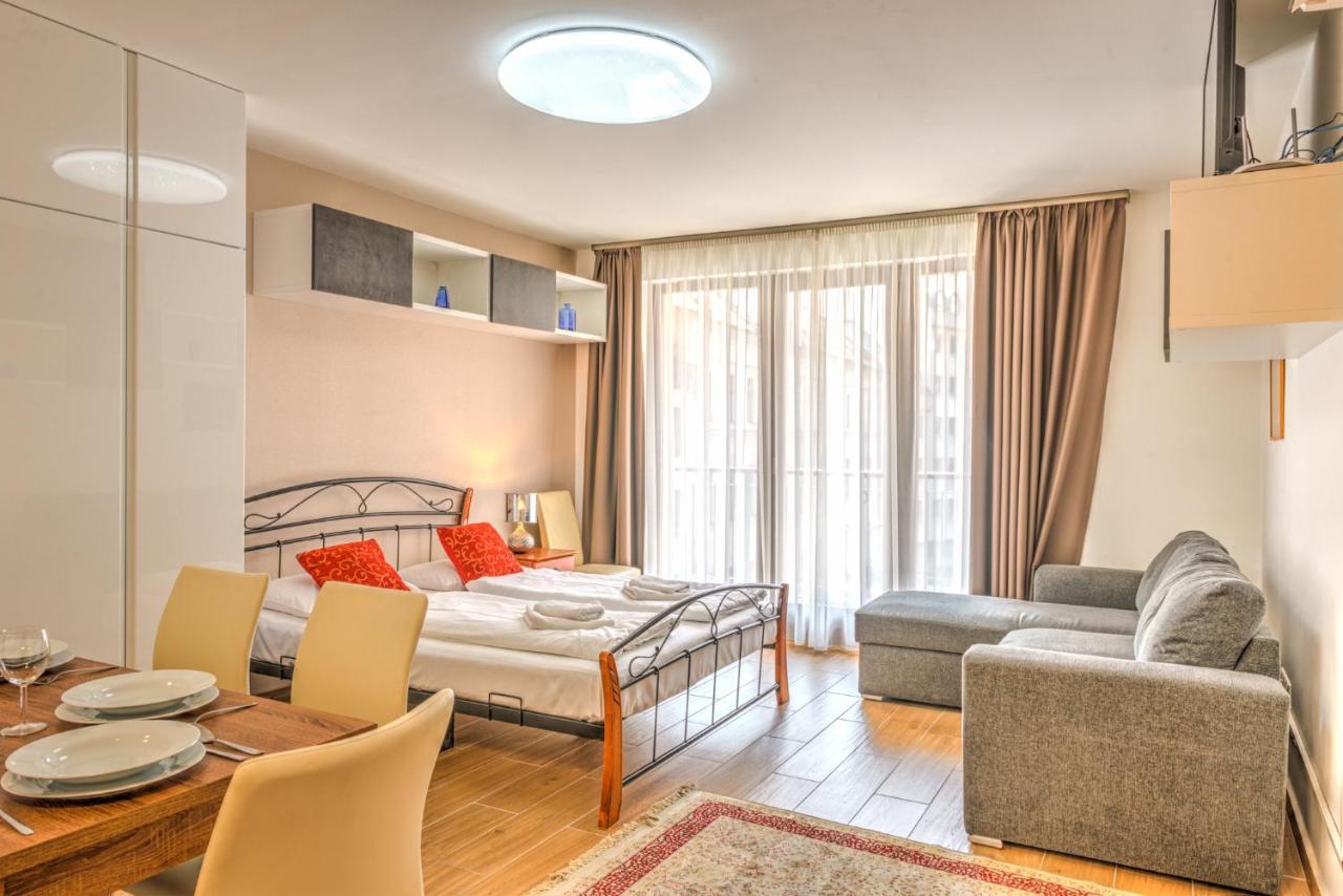 Central Capital Apartments Budapest Luaran gambar