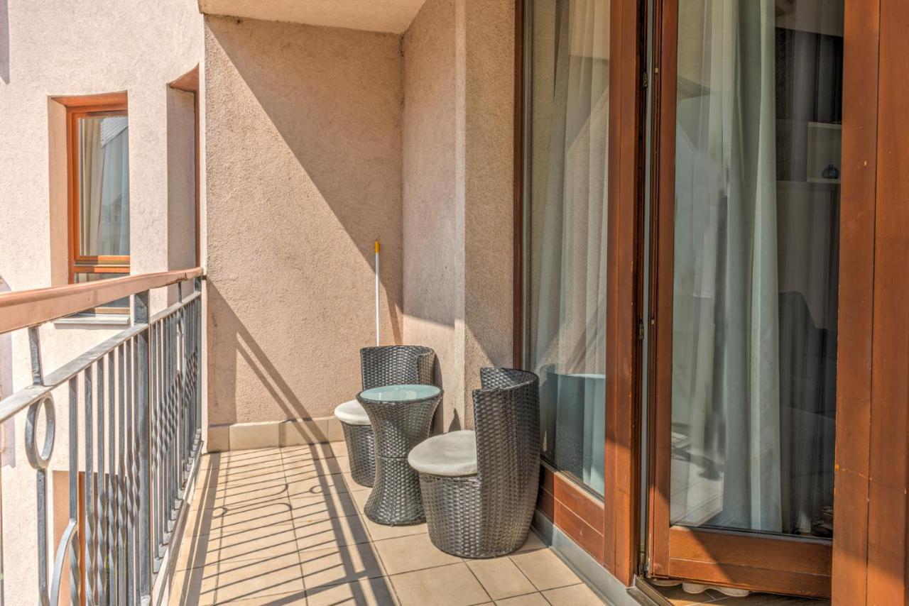 Central Capital Apartments Budapest Luaran gambar