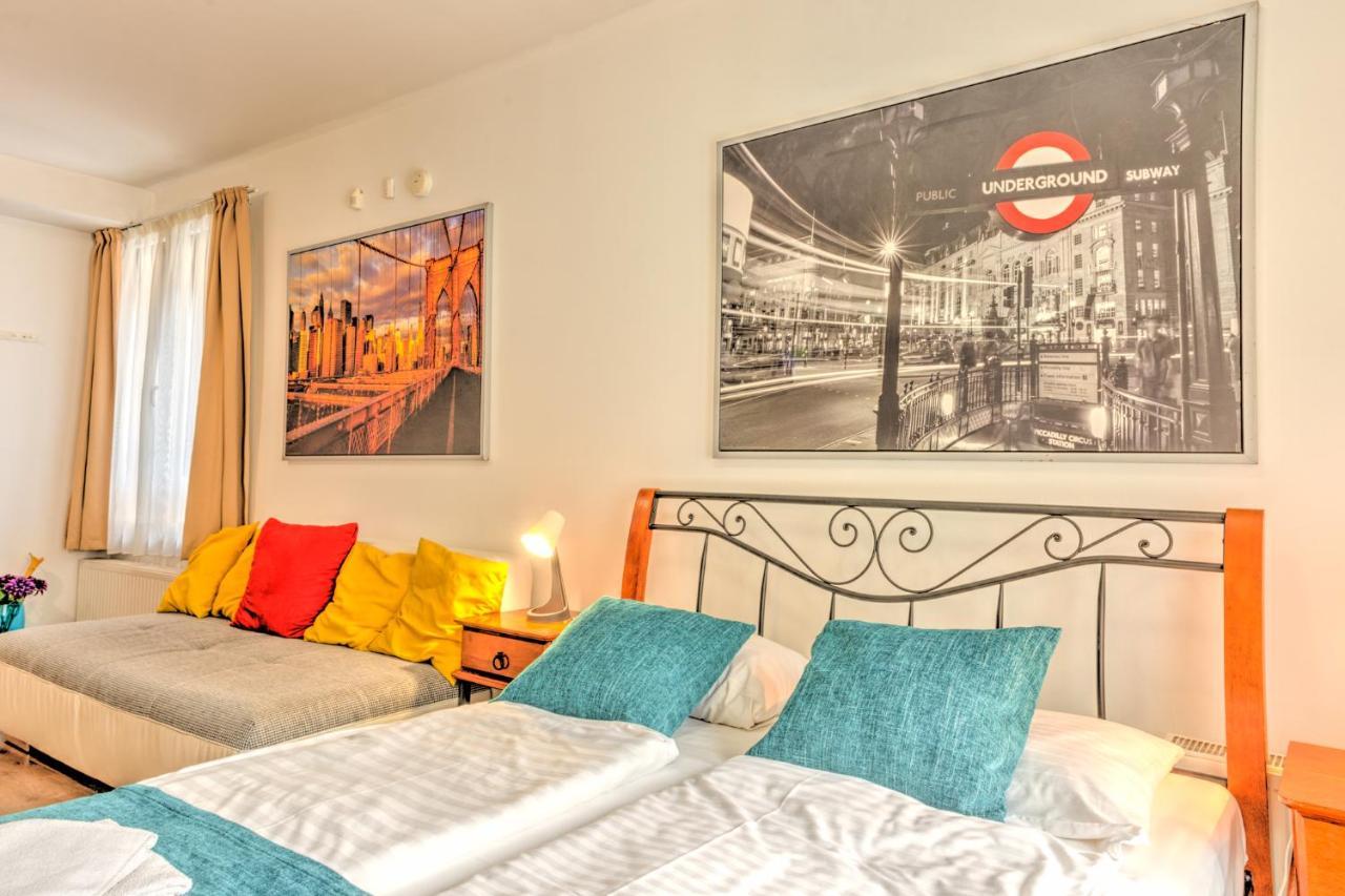 Central Capital Apartments Budapest Luaran gambar