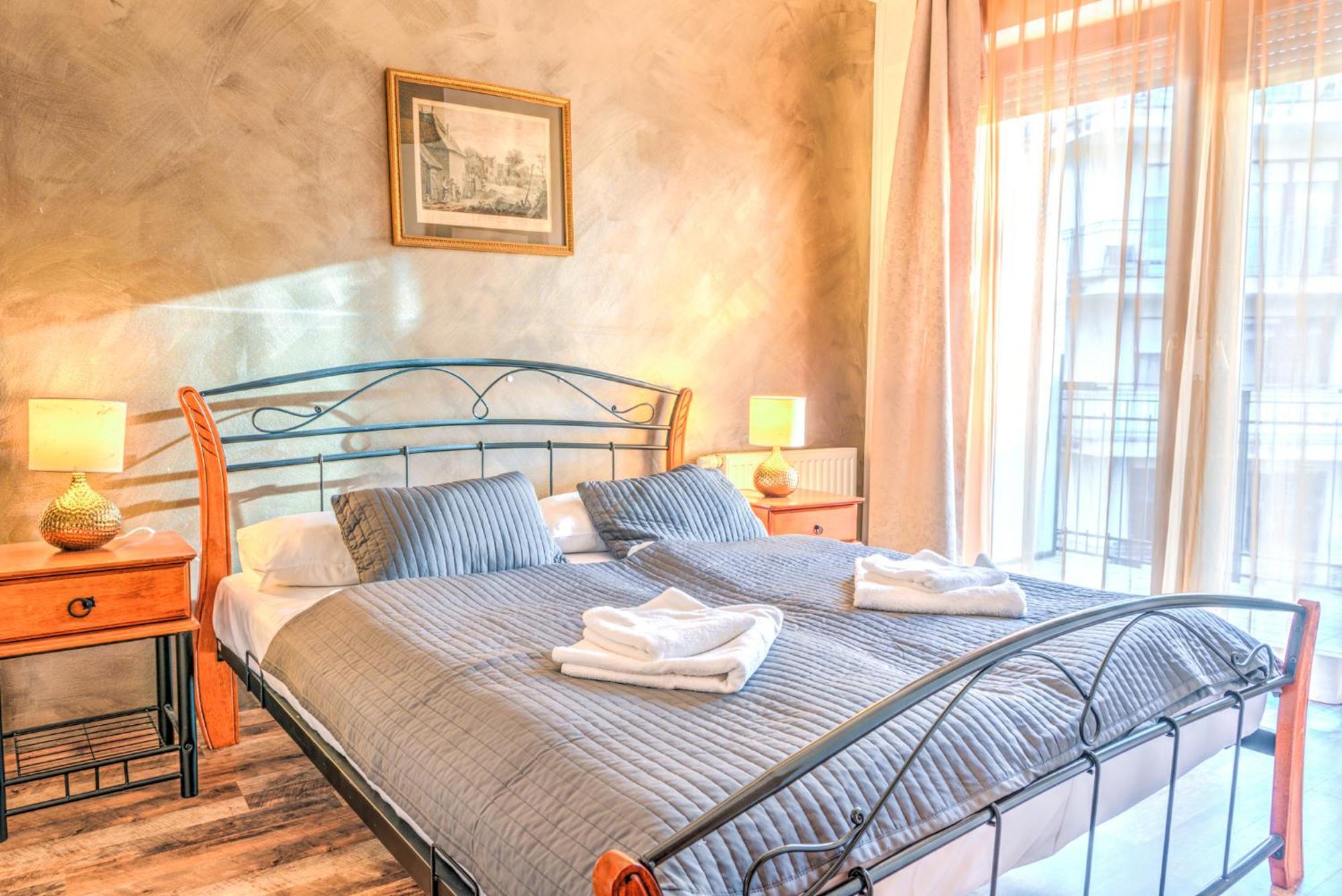 Central Capital Apartments Budapest Luaran gambar