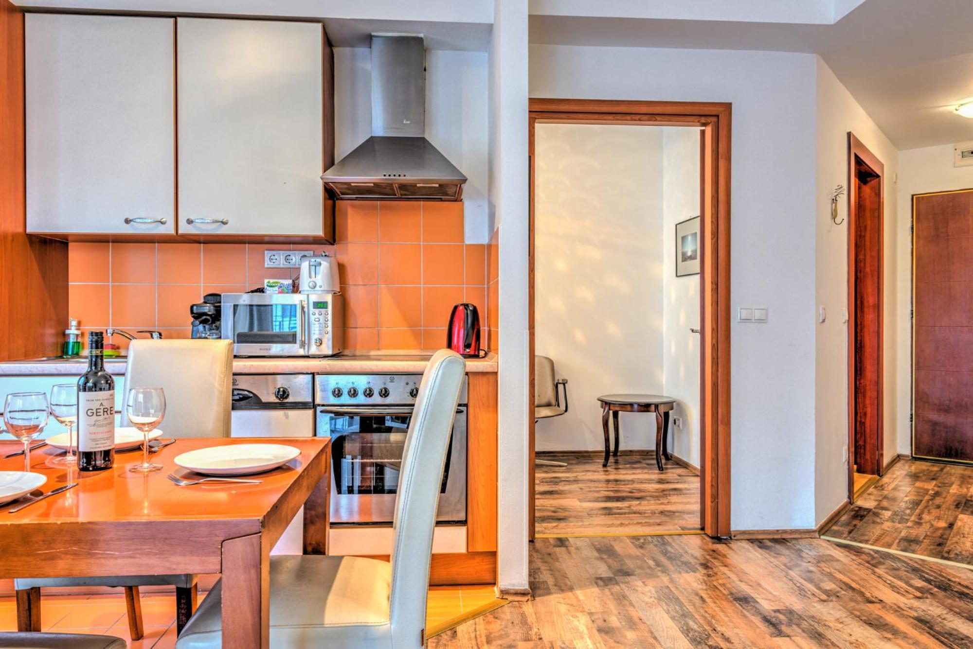 Central Capital Apartments Budapest Luaran gambar