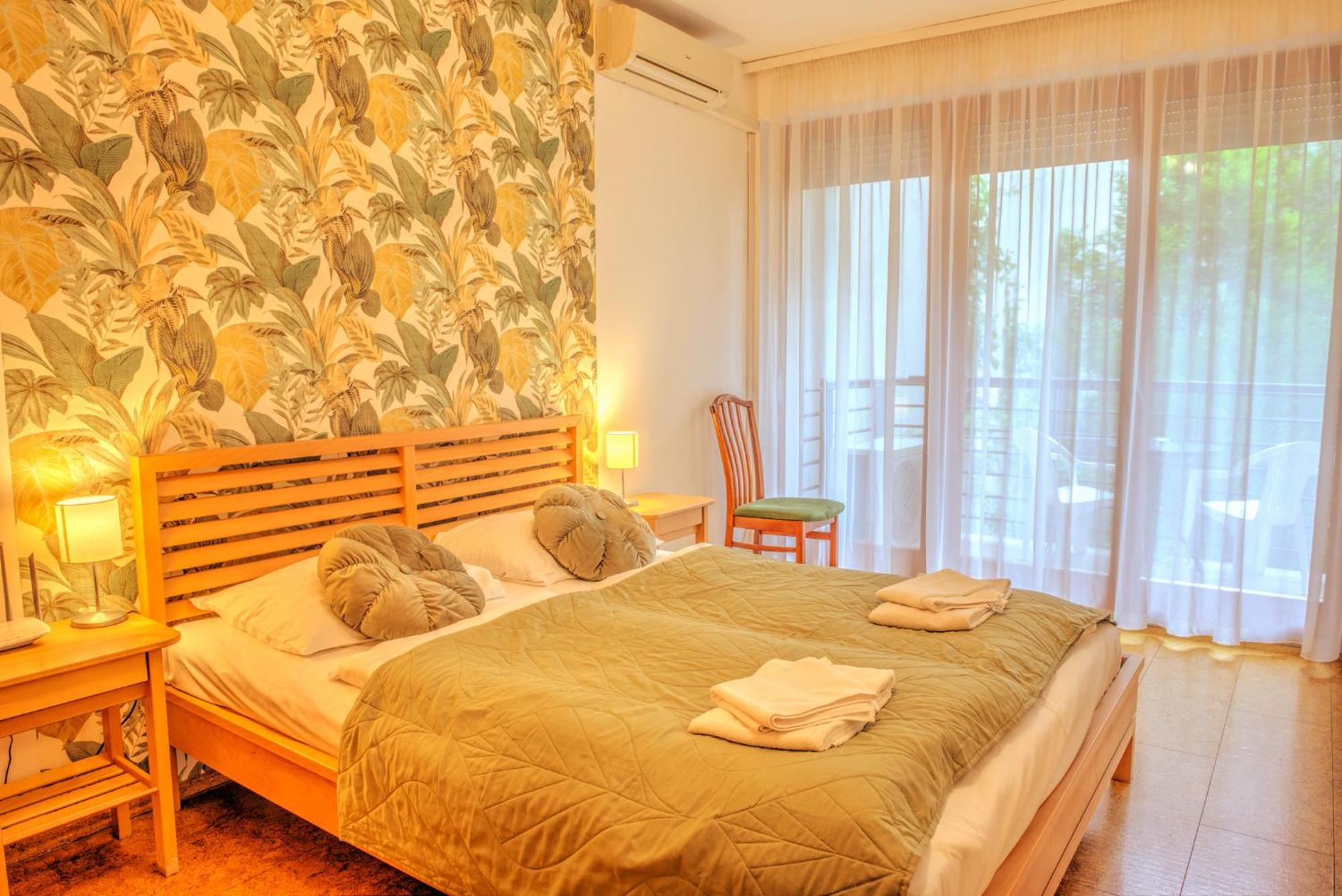 Central Capital Apartments Budapest Luaran gambar
