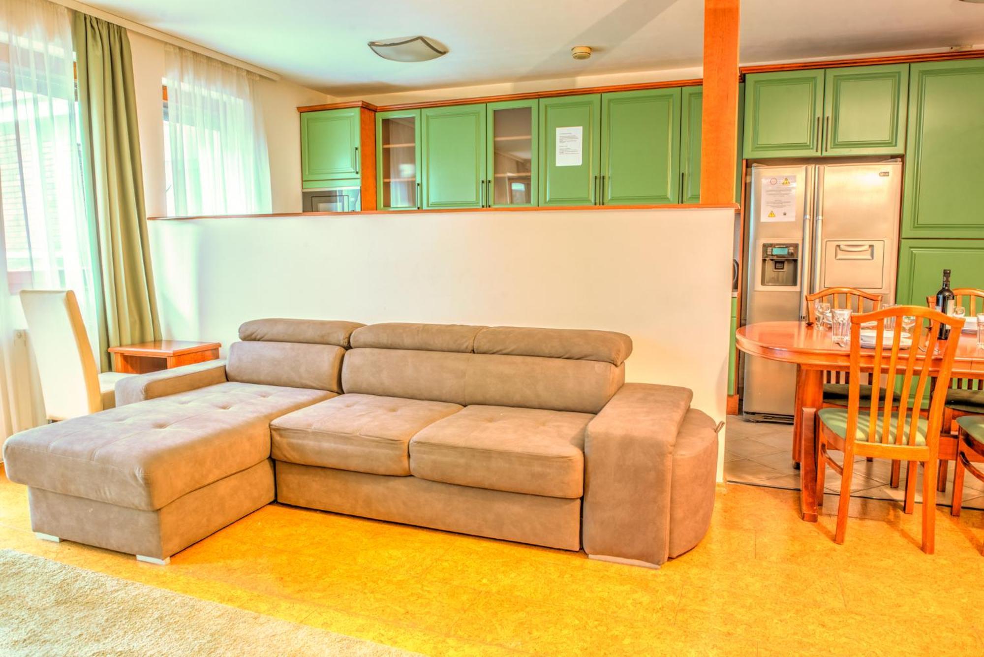 Central Capital Apartments Budapest Luaran gambar