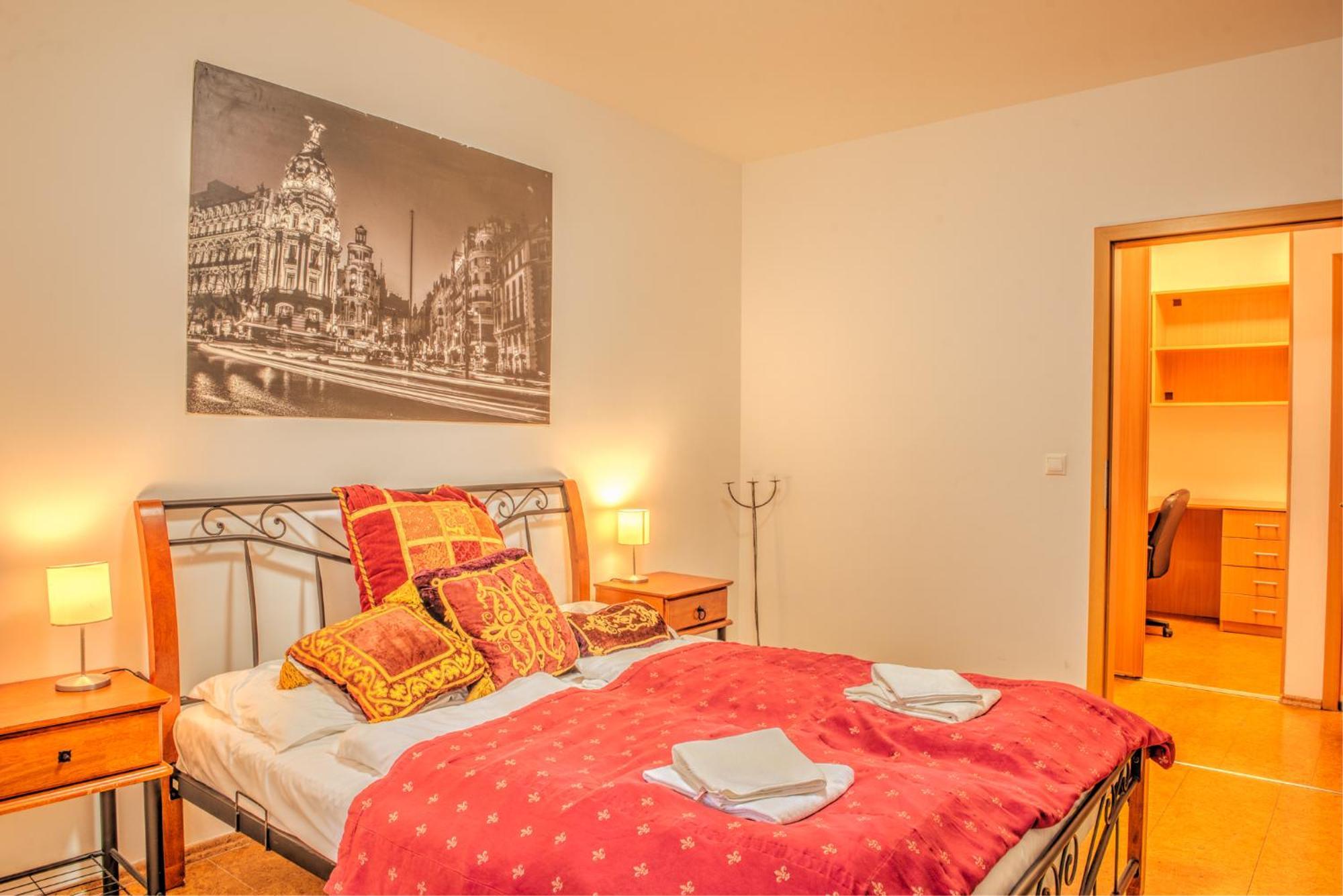 Central Capital Apartments Budapest Luaran gambar