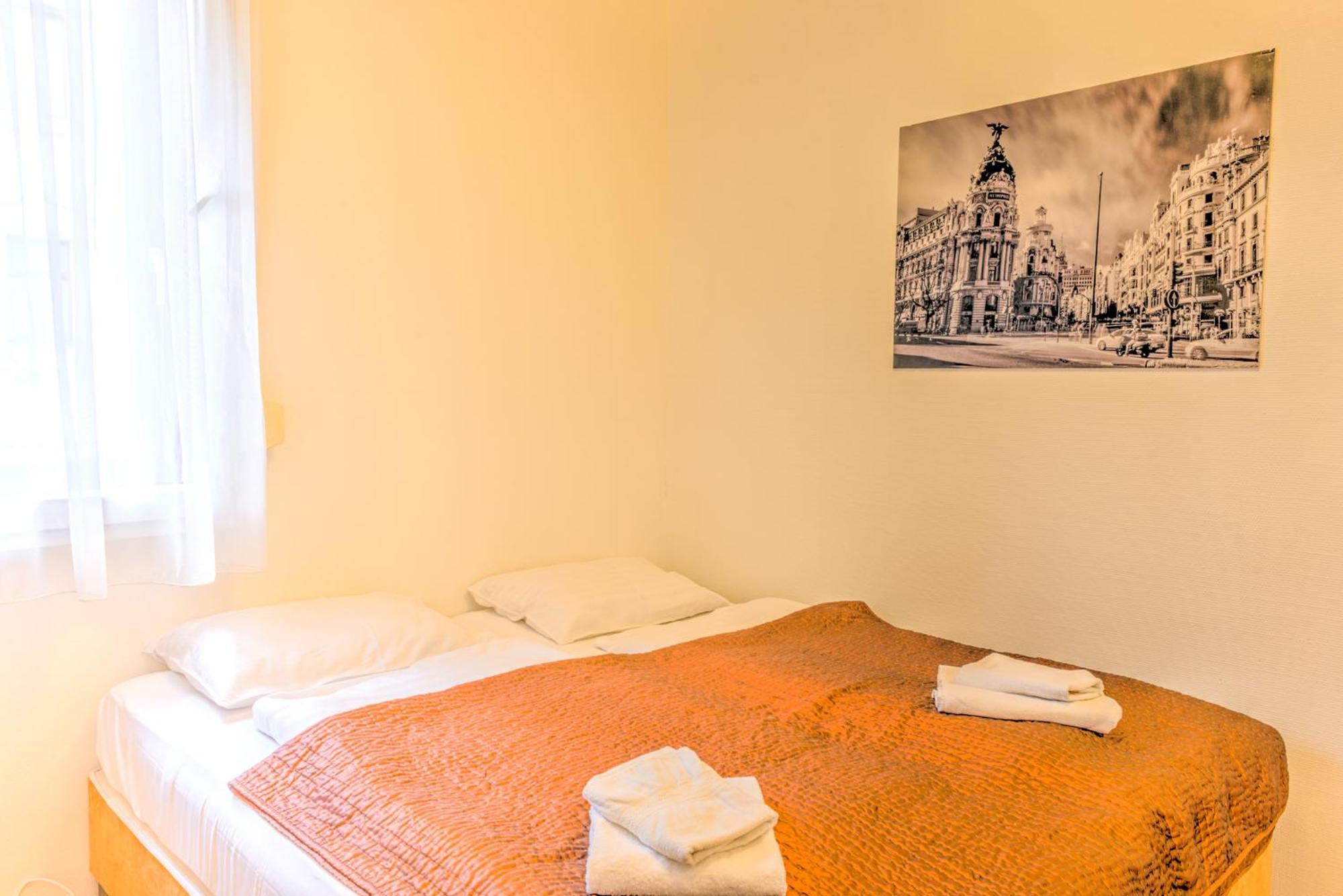 Central Capital Apartments Budapest Luaran gambar